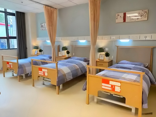 深圳海外留学生落户资料_《扫毒风暴》大结局王奇令人失望！林强峰的牺牲，与她有隐秘关联 撞上城际一辆野猪快车